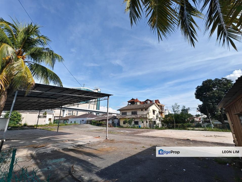 Bandar Kajang commercial land facing mainroad near MRT, KPJ , Selangor, Kajang