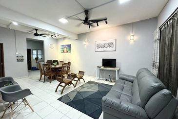 Taman Teluk Air Tawar Indah