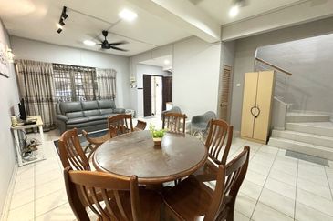 Taman Teluk Air Tawar Indah