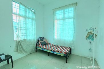 BANDAR AMANJAYA (ZON MELOR)