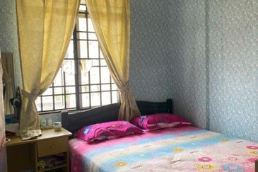 Desa Bayan Apartment