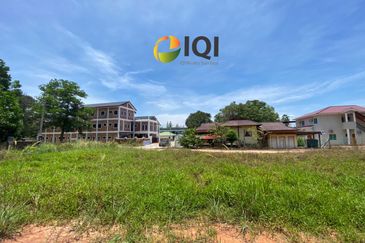 Tanah Kediaman terbaik di Teluk Senangin, Lumut