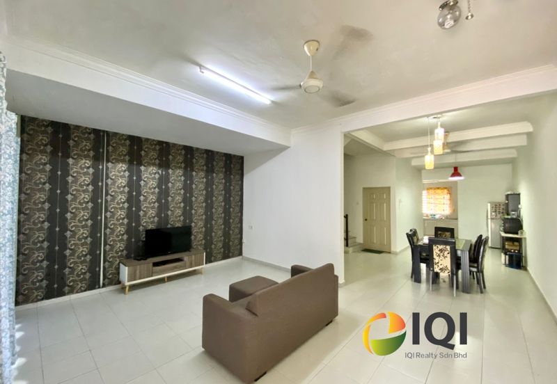 TAMAN SEJATI SURIA, SITIAWAN