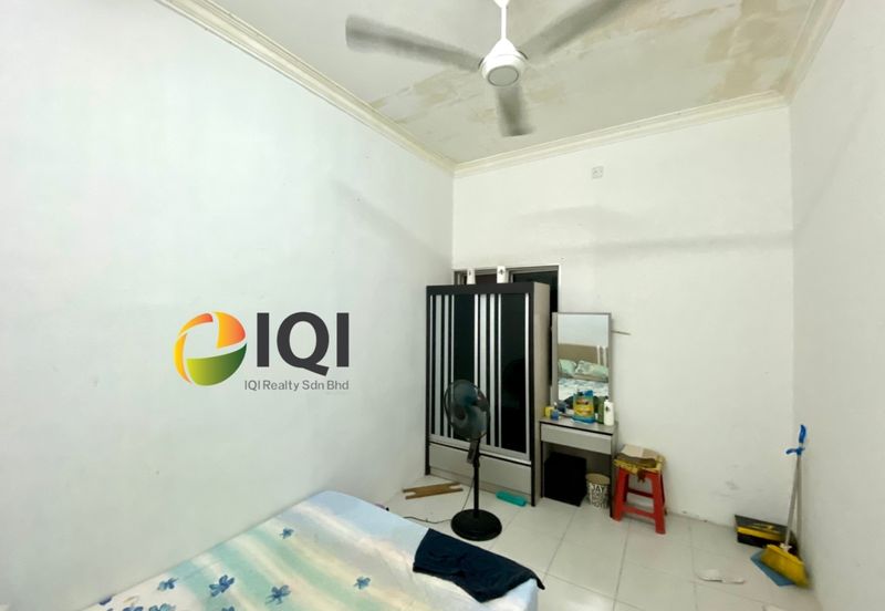 TAMAN SEJATI SURIA, SITIAWAN