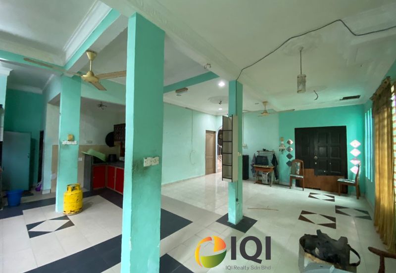 TAMAN MUTIARA, SITIAWAN