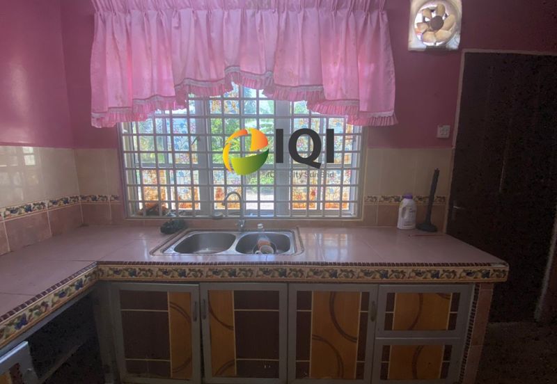 TAMAN EMAS 2(P/L 1238-1241,8456)