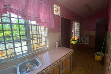 TAMAN EMAS 2(P/L 1238-1241,8456)