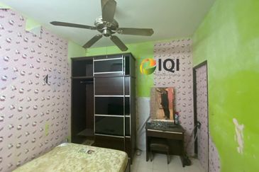 TAMAN EMAS 2(P/L 1238-1241,8456)