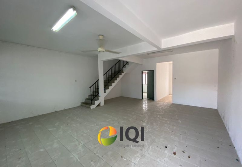 TAMAN MANJUNG POINT I & II