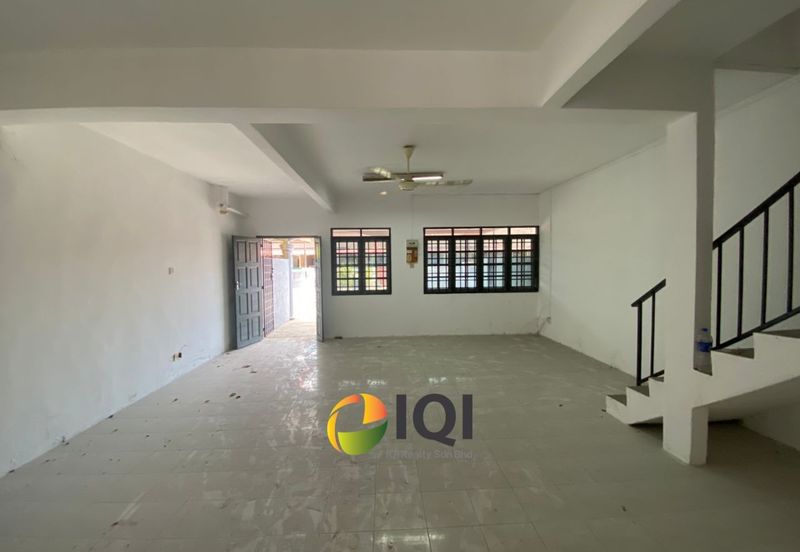 TAMAN MANJUNG POINT I & II