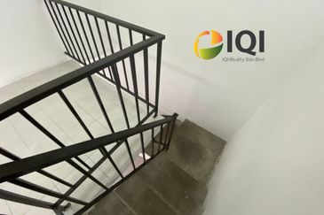 TAMAN MANJUNG POINT I & II