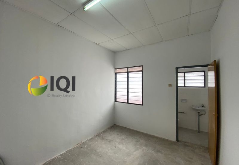 TAMAN MANJUNG POINT I & II