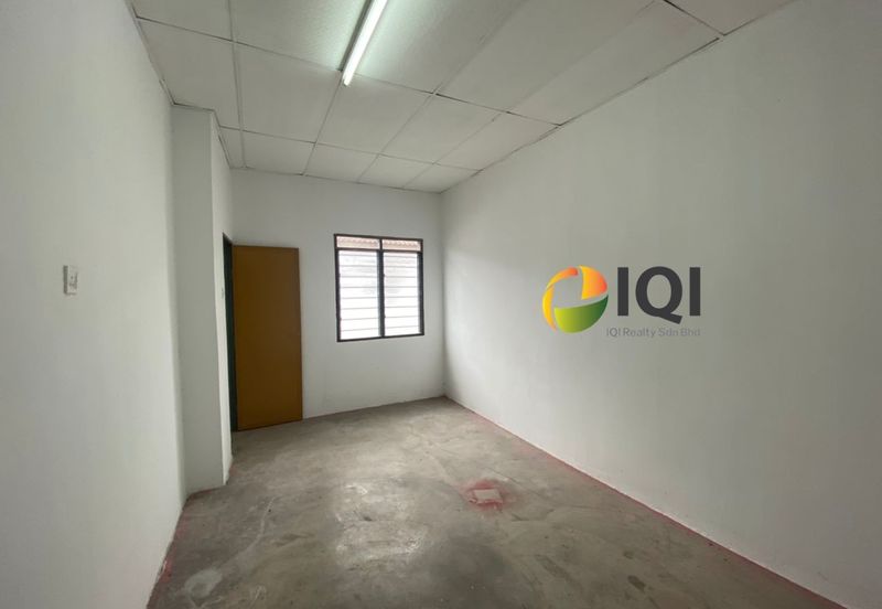 TAMAN MANJUNG POINT I & II