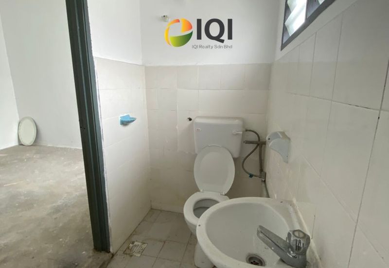 TAMAN MANJUNG POINT I & II