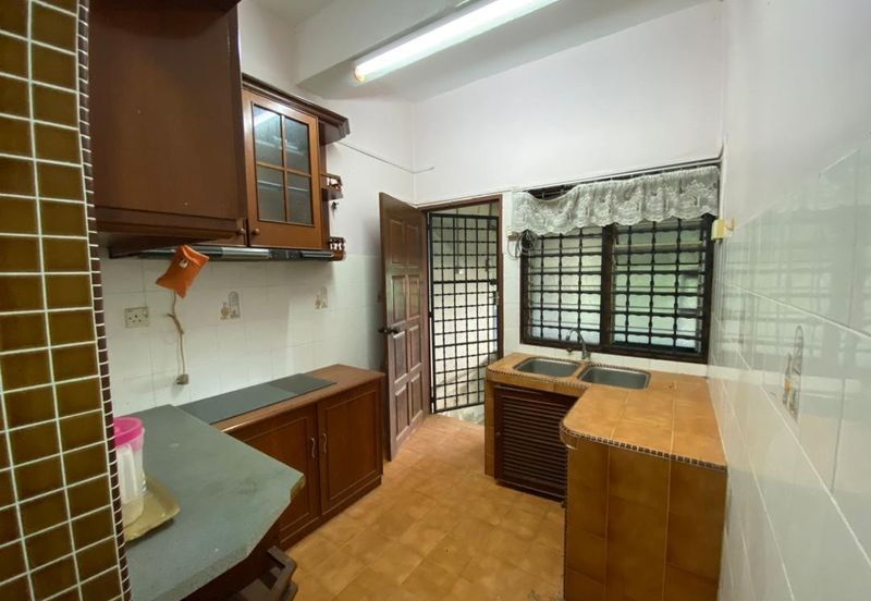 TAMAN BUKIT LUMUT FASA I