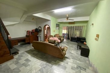 TAMAN BUKIT LUMUT FASA I