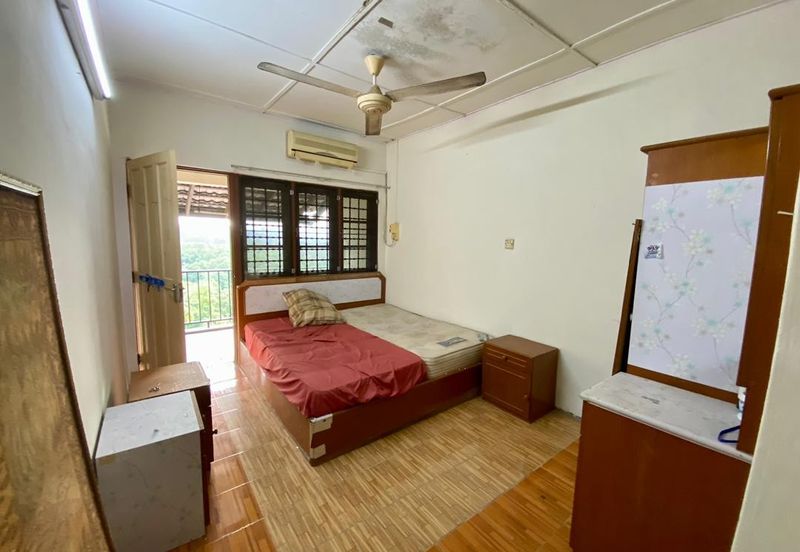 TAMAN BUKIT LUMUT FASA I