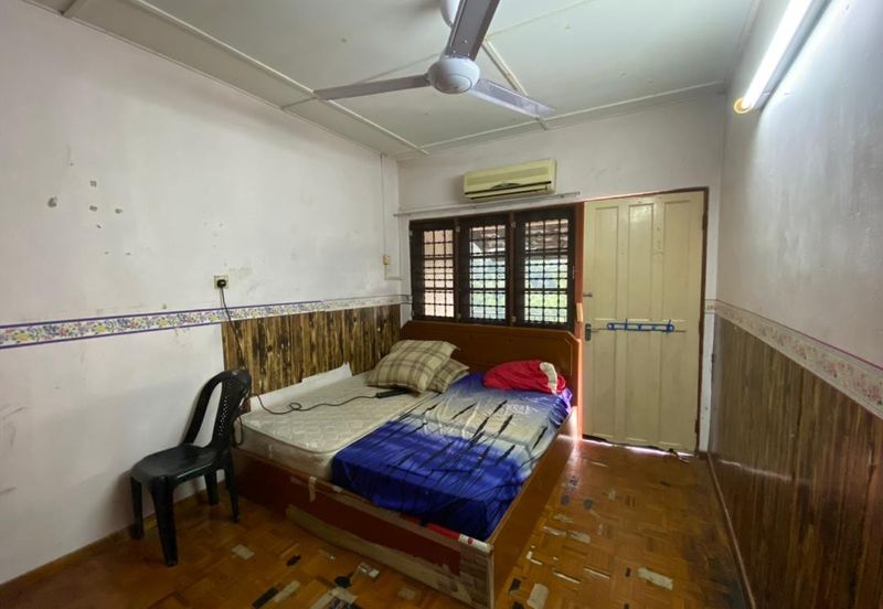 TAMAN BUKIT LUMUT FASA I