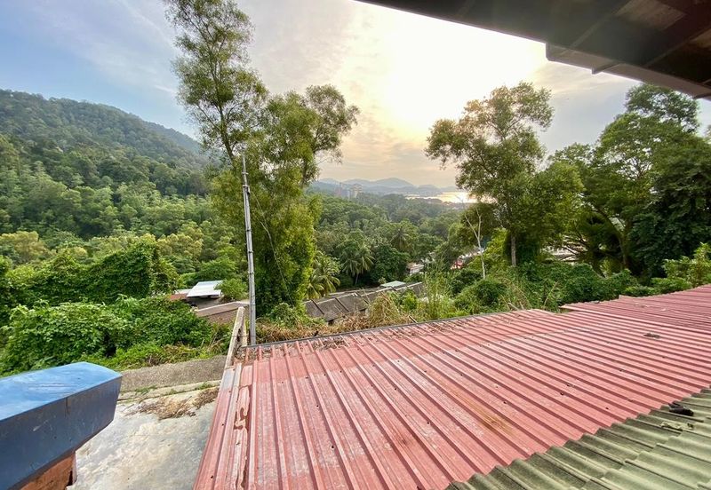 TAMAN BUKIT LUMUT FASA I