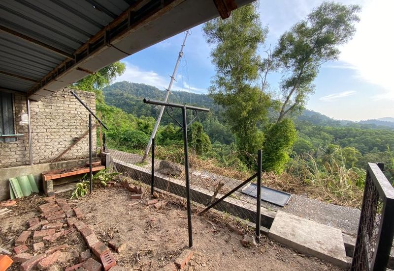 TAMAN BUKIT LUMUT FASA I