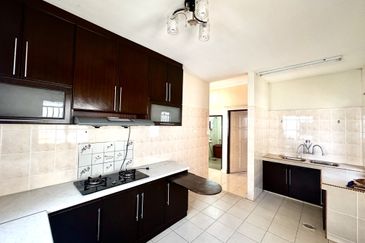 TAMAN BUNGA MATAHARI