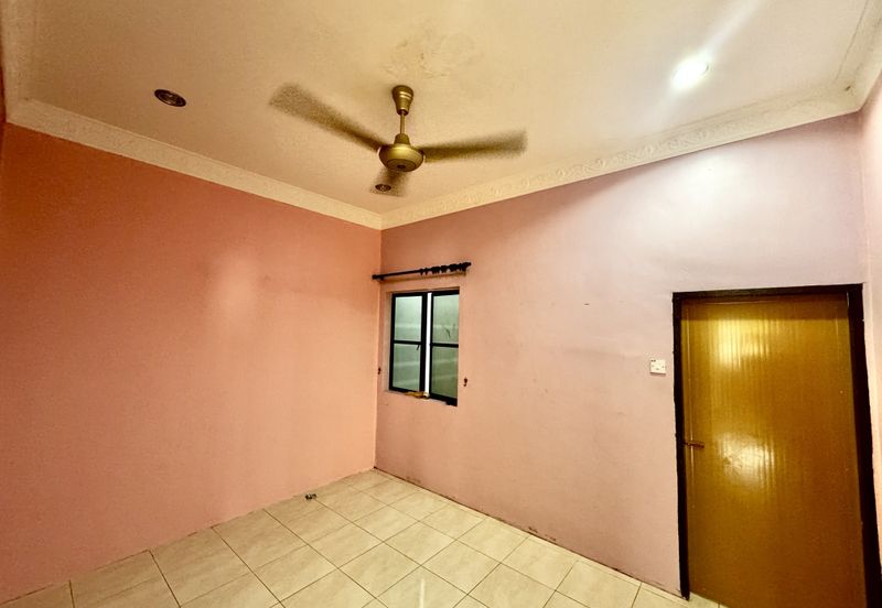 TAMAN BUNGA MATAHARI