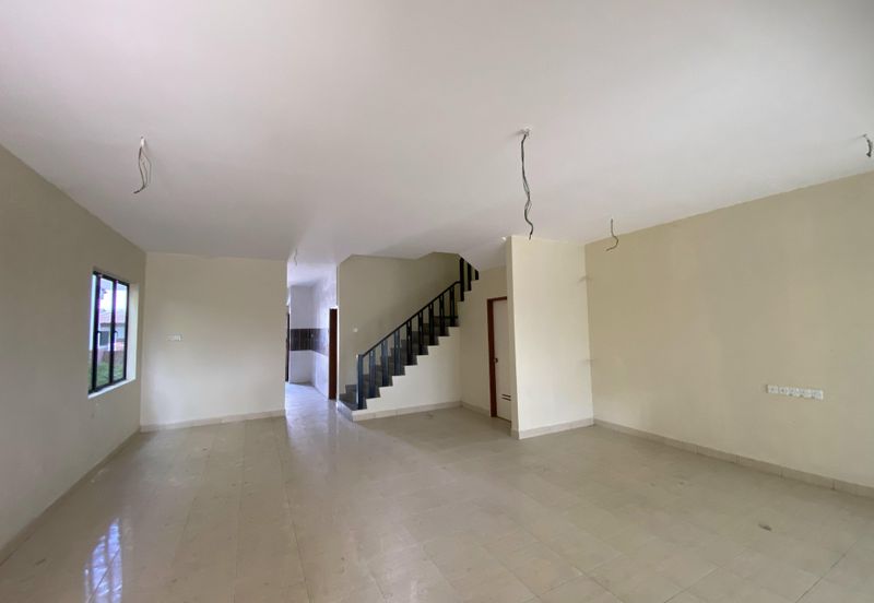 TAMAN BERCHAM TROPICANA