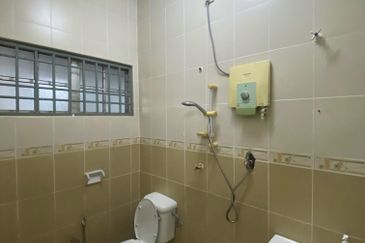 TAMAN HARMONI, SITIAWAN