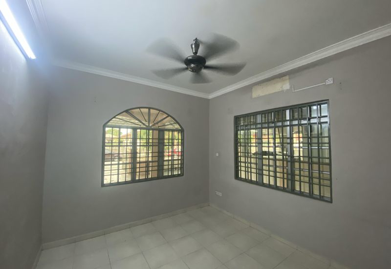 TAMAN HARMONI, SITIAWAN