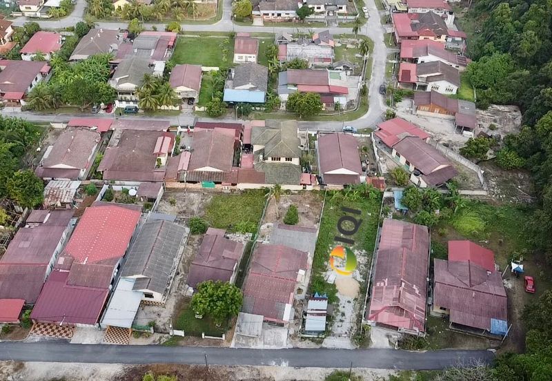 KAMPUNG TERSUSUN BATU 2, PUNDUT