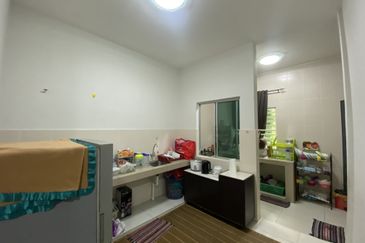 TAMAN MURNI JAYA, SITIAWAN