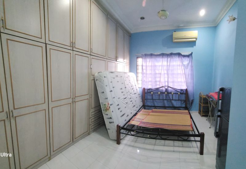 Happy Garden (Taman Gembira)