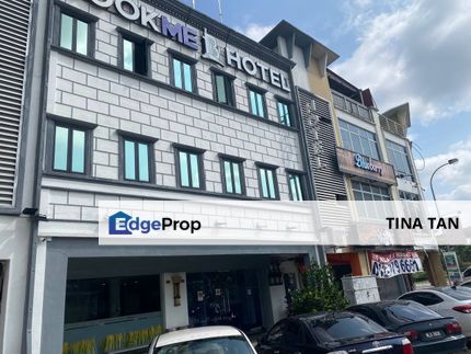 Taman Nusa Bestari , Super Hot Area 🅰️🅰️🅰️, 3 Storey Shoplot For Sale, Johor, 