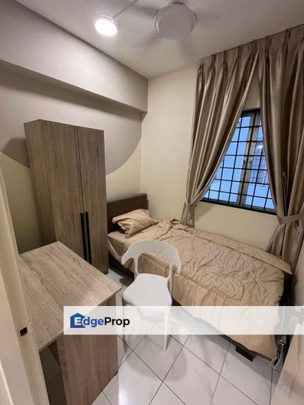 DAman Crimson coliving room for rent near lrt, Selangor, Petaling Jaya