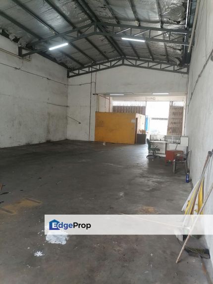 Cheap 1.5 Storey Link Factory Bandar Teknologi, Semenyih Kajang, Selangor, Semenyih