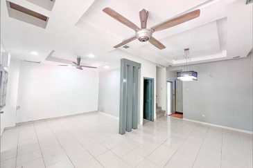 Bandar Tun Hussein Onn