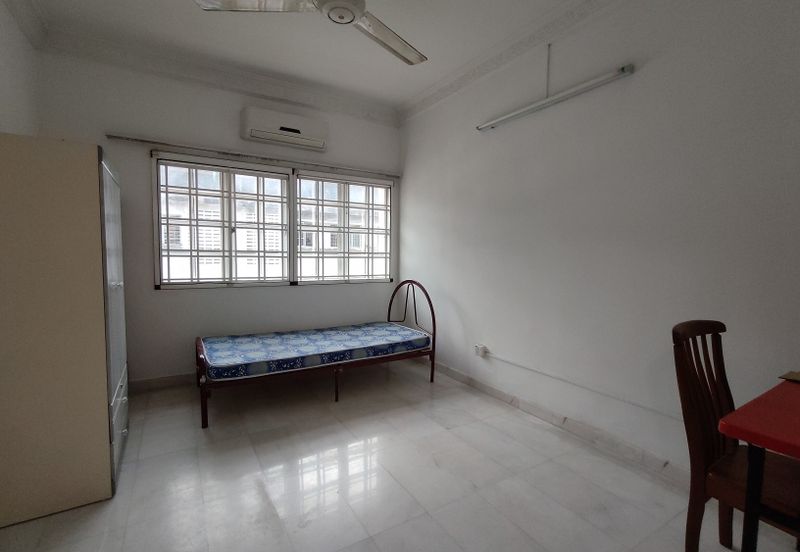 Taman Connaught (Sri Cendekia)