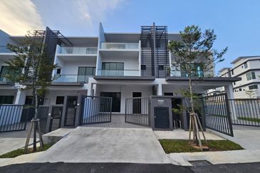 Orchid Hills (Residensi Bukit Orkid) @ 9 Miles