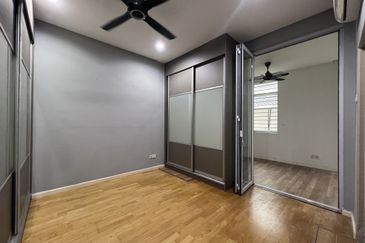 Avenue 6, Bandar Tun Hussein Onn