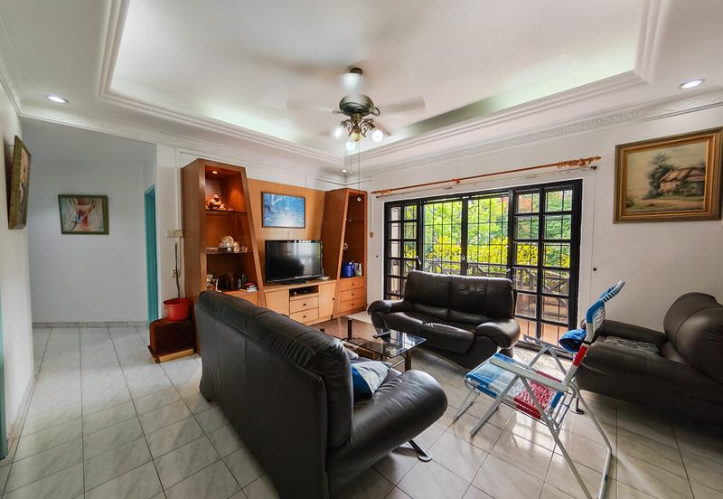 SL 8, Bandar Sungai Long