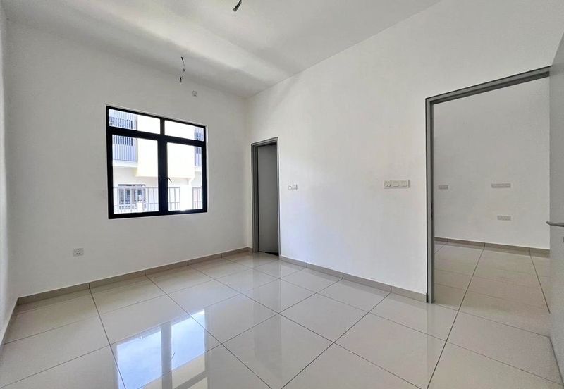 Bandar Tun Hussein Onn