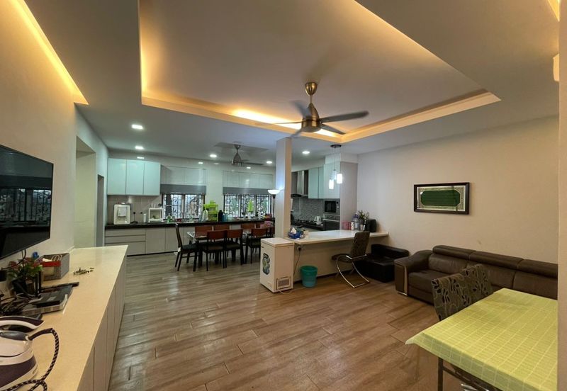 Bandar Tun Hussein Onn