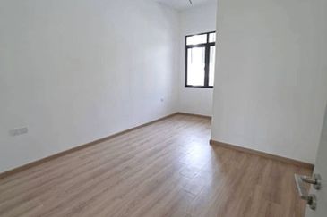 Bandar Tun Hussein Onn