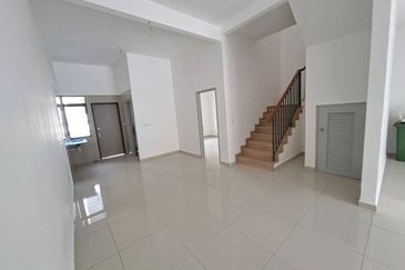 Bandar Tun Hussein Onn