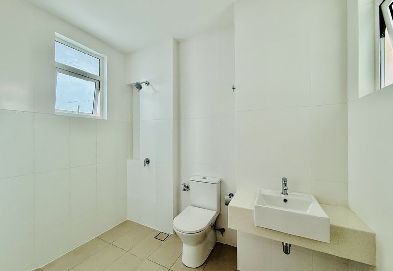 Residensi Emerald Damai (Emerald Hills) *