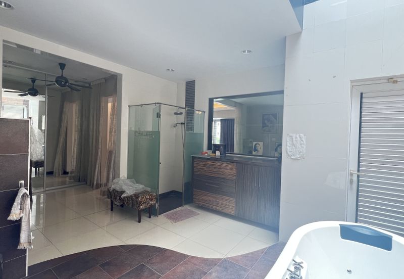 Sri Petaling, Zone L