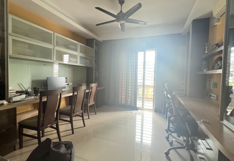 Sri Petaling, Zone L