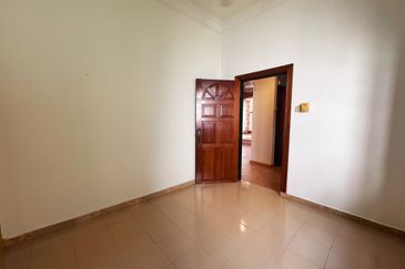 Bandar Tun Hussein Onn