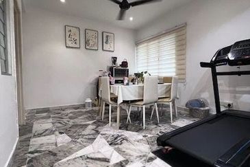 Persiaran Sungai Long 7