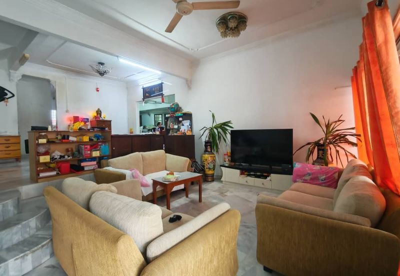 Persiaran Sungai Long 7